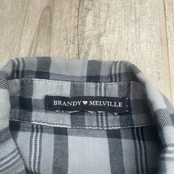 set of 3 Brandy Melville tops - Picture 6 of 6